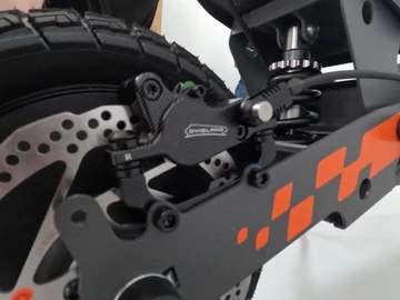KuKirin G2 Limited Edition hidraulikus fékekkel 